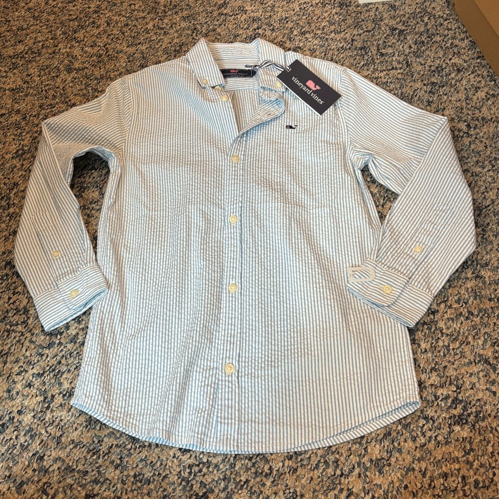 Vineyard Vines boys Blue seer sucker  Striped Button Down Shirt